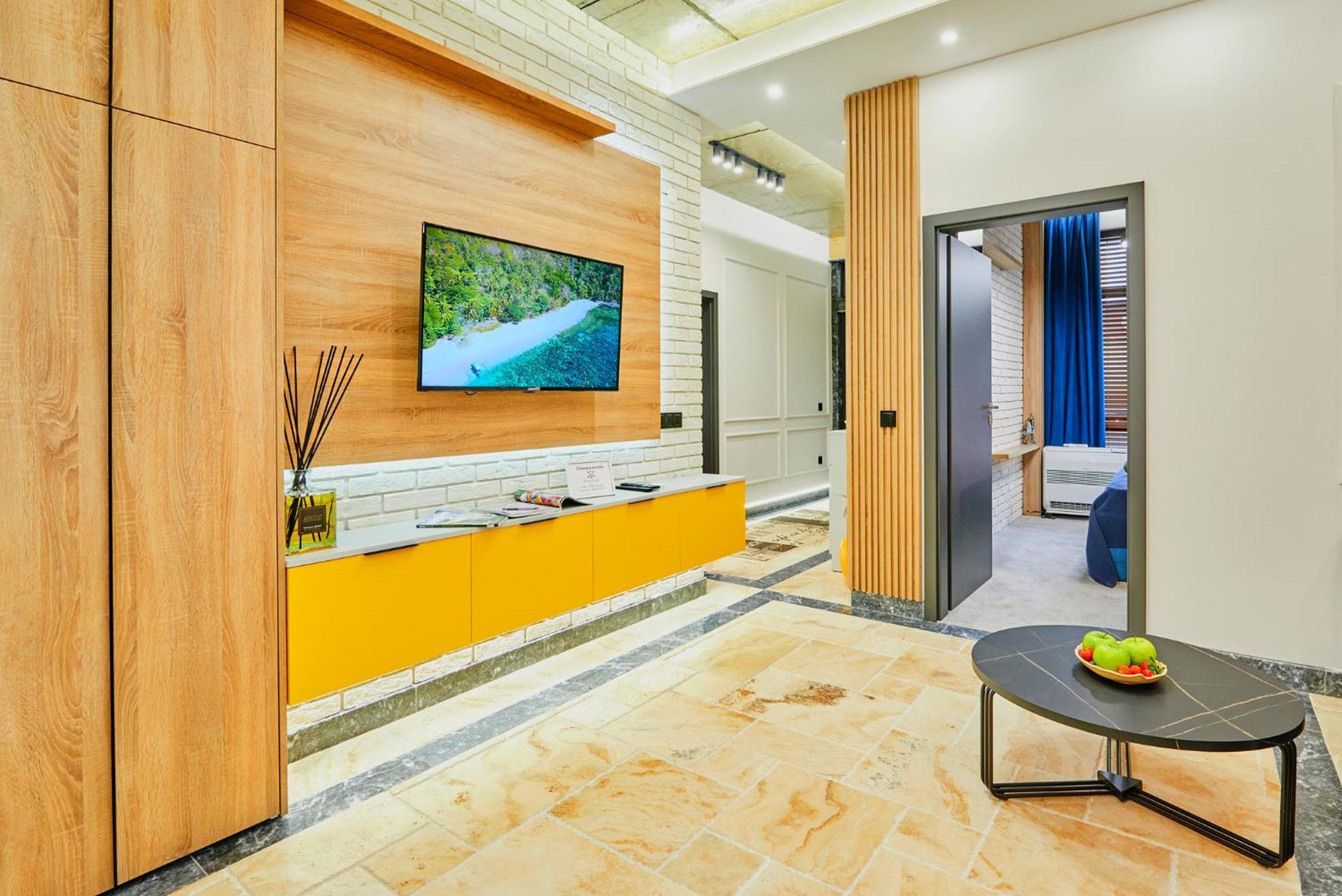 Florance Rentals Luxury Apartments In Burgas Exterior photo