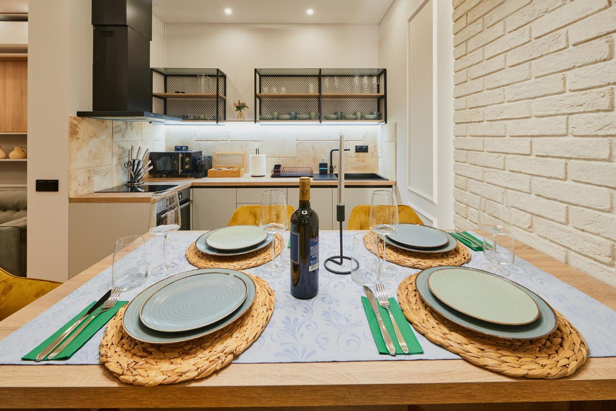 Florance Rentals Luxury Apartments In Burgas Exterior photo