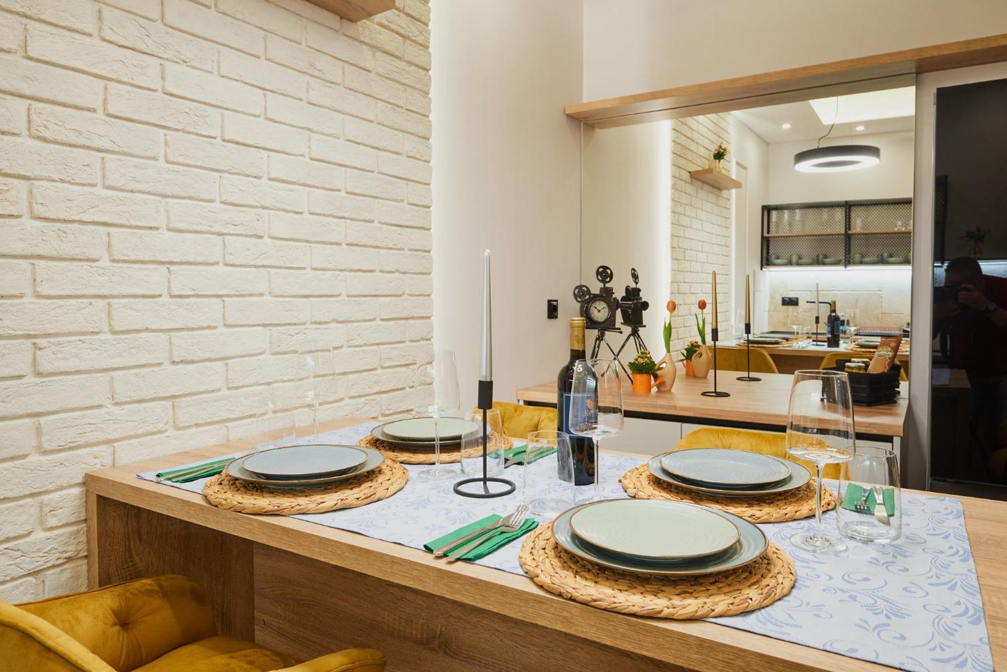 Florance Rentals Luxury Apartments In Burgas Exterior photo
