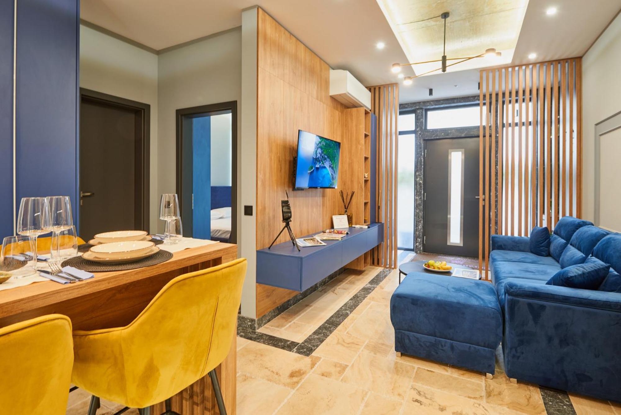 Florance Rentals Luxury Apartments In Burgas Exterior photo